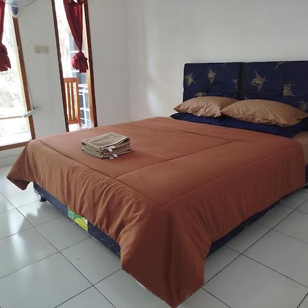 Tatasya Homestay Senaru Exterior foto